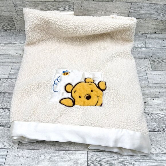 Disney Baby Winnie the Pooh & Bee Ivory Embroidered Satin Trim/Back Baby Blanket - Picture 1 of 16